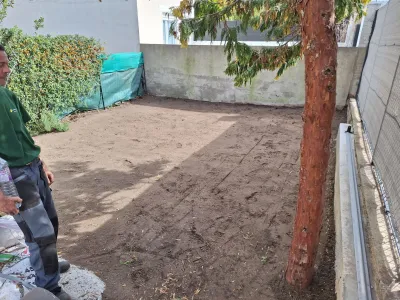 Préparation du sol d’un jardin avant la pose de gazon ou aménagement paysager